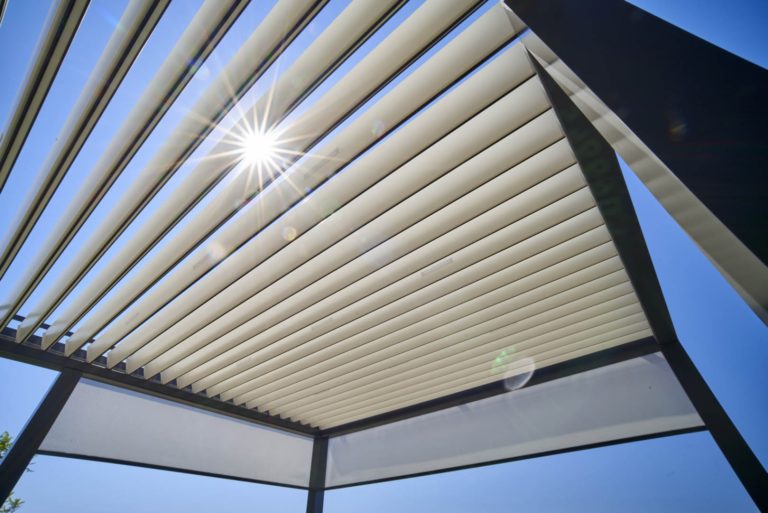 Louvered Pergola, Retractable Louvered Roof, Aluminum Louvered Roof